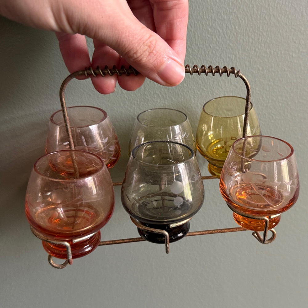 Vintage Cordial Shot Glass Etched Caddy and Glasses - Picture 9 of 9